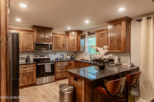 1512 CHESTNUT STREET, Jefferson City, MO 65101