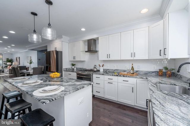 934 S CLINTON ST, Baltimore, MD 21224