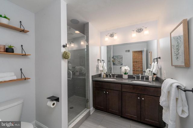 934 S CLINTON ST, Baltimore, MD 21224