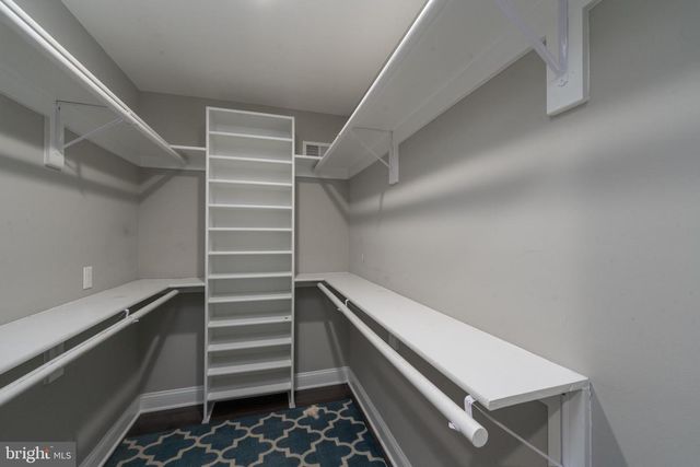 934 S CLINTON ST, Baltimore, MD 21224
