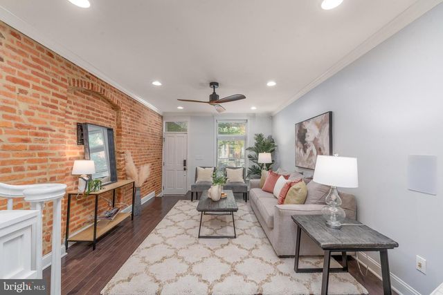 934 S CLINTON ST, Baltimore, MD 21224