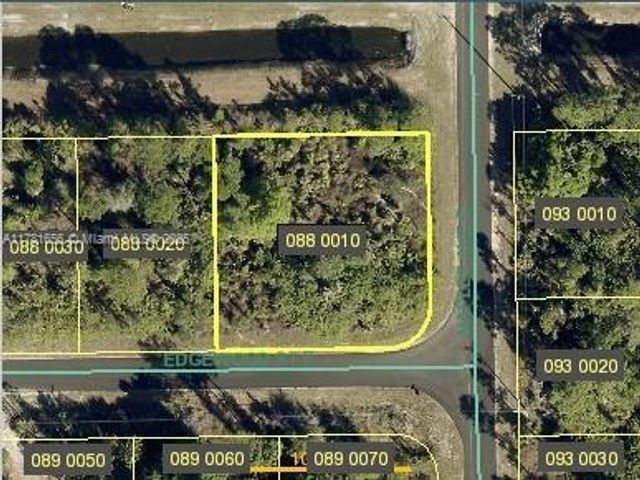 1257 Edgewood ST E, Lehigh Acres, FL 33974