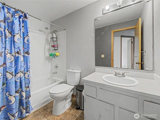 307 Berninger Street, Enumclaw, WA 98022