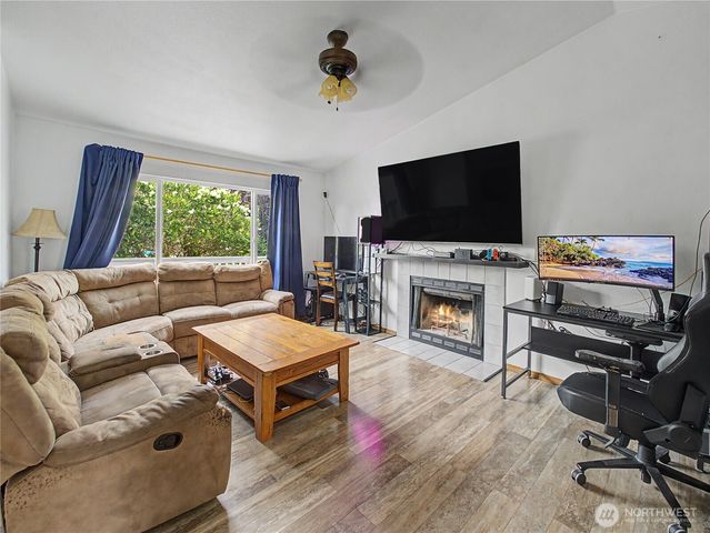 307 Berninger Street, Enumclaw, WA 98022