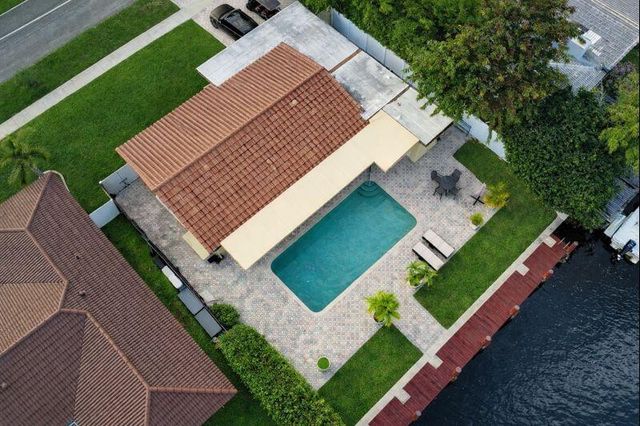 730 SE 3rd Terrace, Pompano Beach, FL 33060