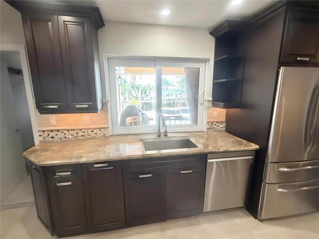 730 SE 3rd Terrace, Pompano Beach, FL 33060