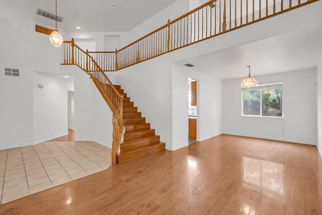 2465 Squall Way, Stockton, CA 95206