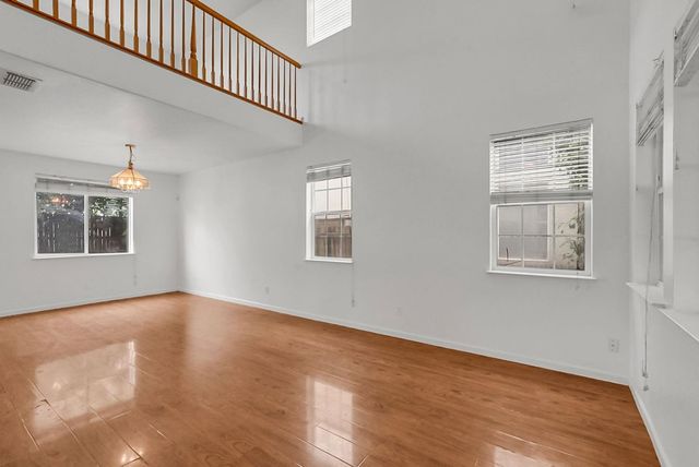 2465 Squall Way, Stockton, CA 95206