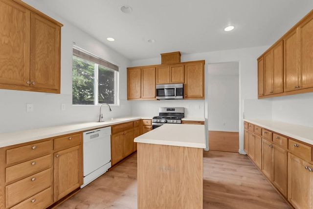 2465 Squall Way, Stockton, CA 95206