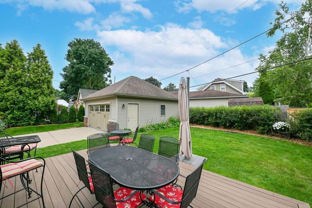 449 N 49th STREET, Milwaukee, WI 53208