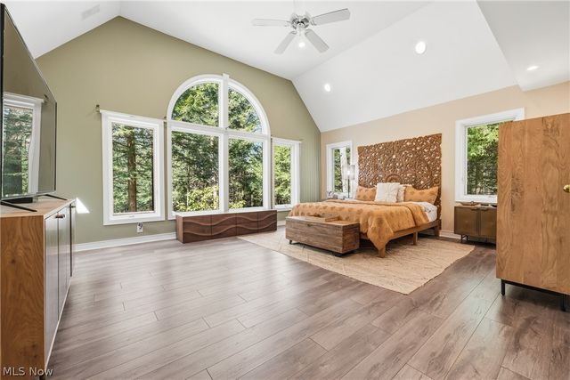 5700 Clingan Road, Struthers, OH 44471