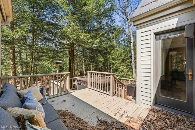 5700 Clingan Road, Struthers, OH 44471
