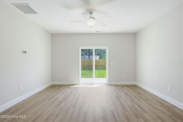 217 Sandpiper Place, Holly Ridge, NC 28445