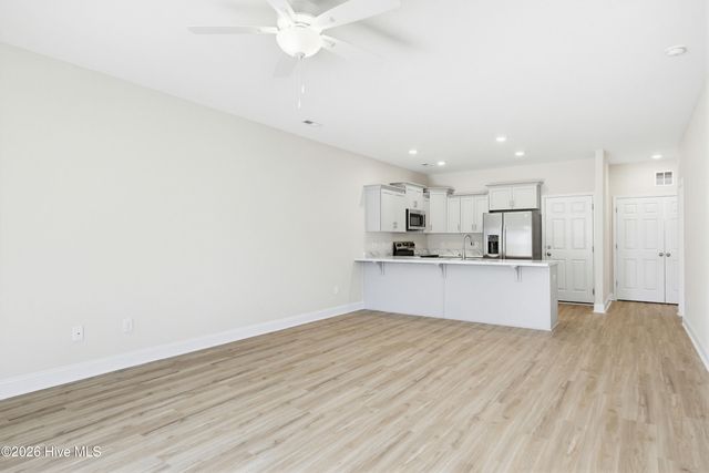 217 Sandpiper Place, Holly Ridge, NC 28445