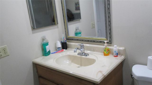 3001 NW 48th Avenue 237, Lauderdale Lakes, FL 33313