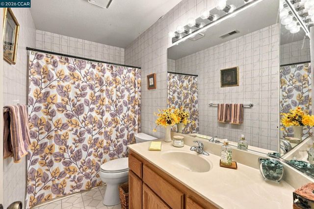 330 Aguilar Pl, Pittsburg, CA 94565