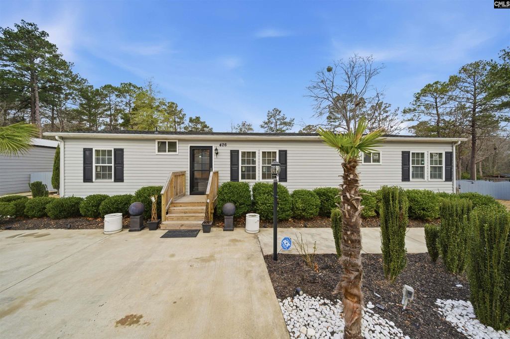 426 east ridge, Lugoff, SC 29078