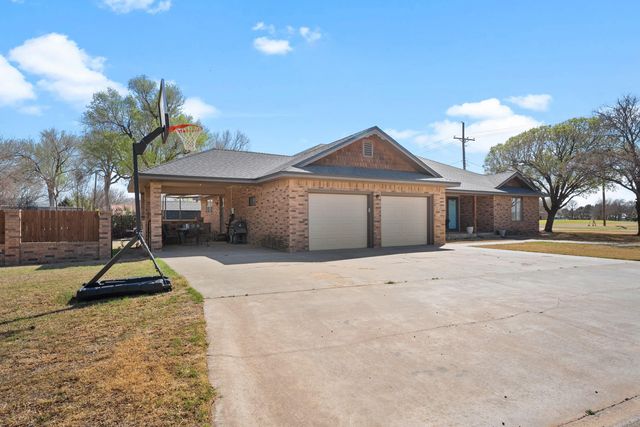 507 Mesa Drive, Plainview, TX 79072