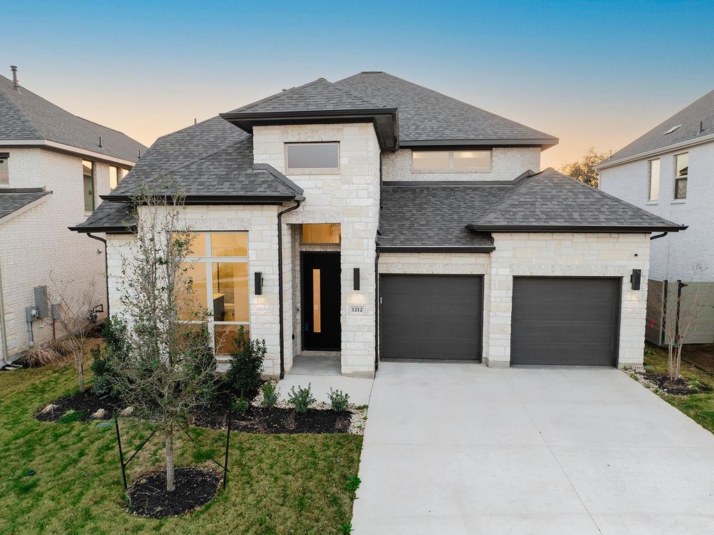 1212 Legends LN, Georgetown, TX 78628