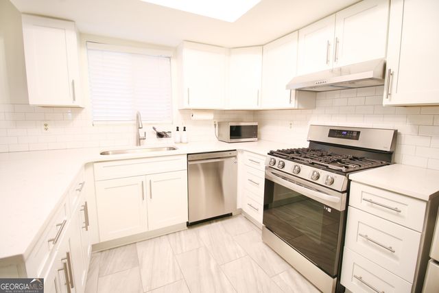 34 Little Silver Court, Smyrna, GA 30080