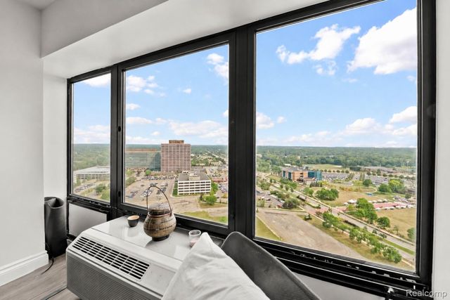 5000 Town Center 2606, Southfield, MI 48075