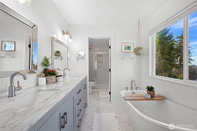 3618 Westhills Place, Bellingham, WA 98226