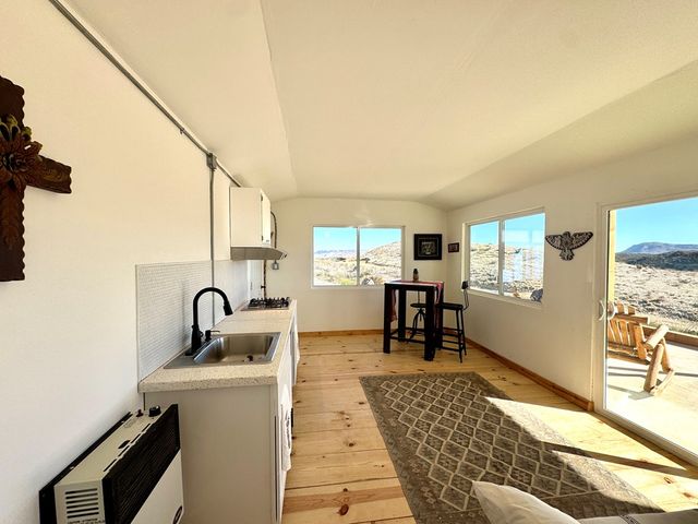 10 Kangaroo Mouse Rd, Terlingua, TX 79852