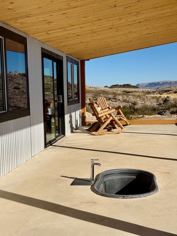 10 Kangaroo Mouse Rd, Terlingua, TX 79852