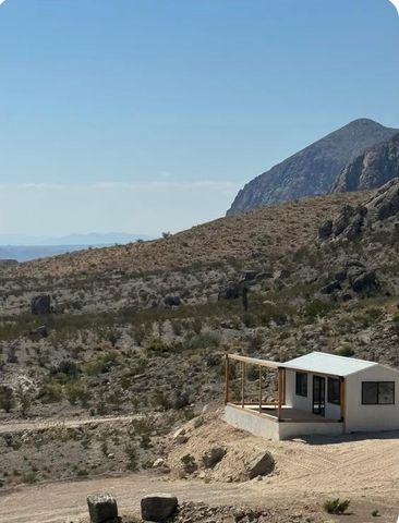 10 Kangaroo Mouse Rd, Terlingua, TX 79852