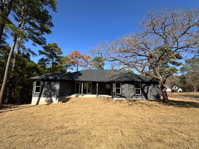 113 Kahuku CT, Bastrop, TX 78602