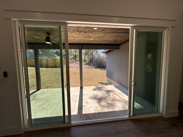 113 Kahuku CT, Bastrop, TX 78602