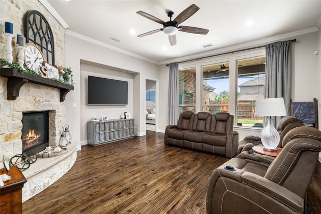 7813 Fallbrook Drive, Sachse, TX 75048