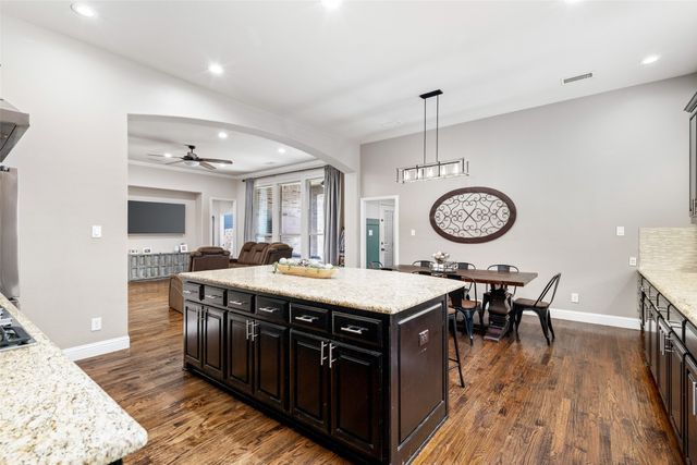 7813 Fallbrook Drive, Sachse, TX 75048