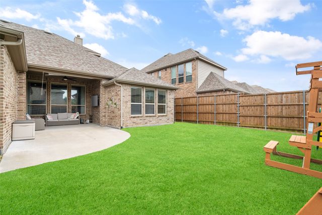 7813 Fallbrook Drive, Sachse, TX 75048