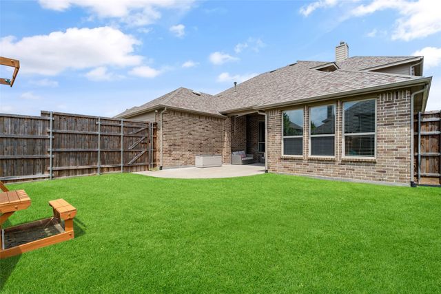 7813 Fallbrook Drive, Sachse, TX 75048