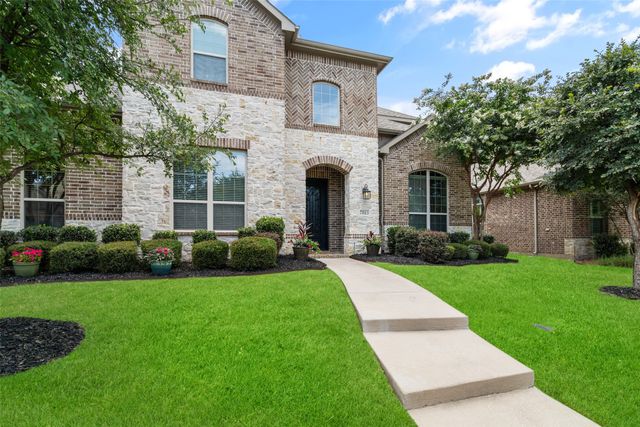 7813 Fallbrook Drive, Sachse, TX 75048