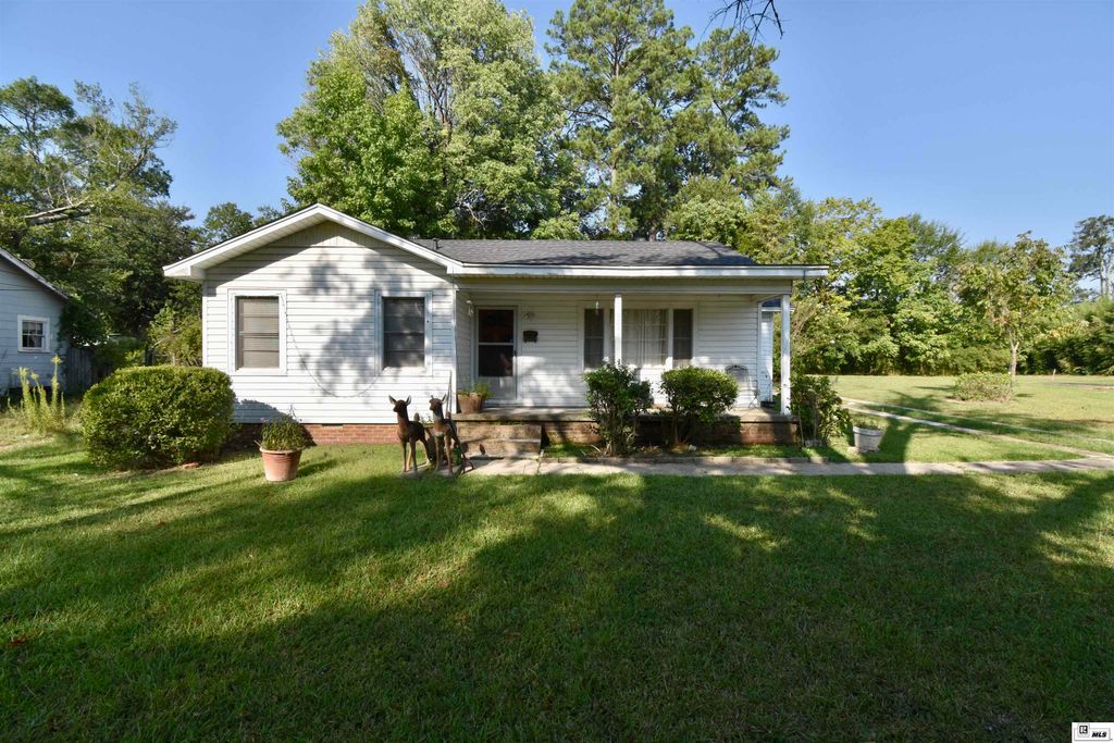 902 S FARMERVILLE STREET, Ruston, LA 71270