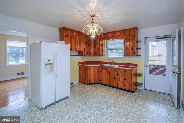 419 VAN FOSSEN ST, Winchester, VA 22601