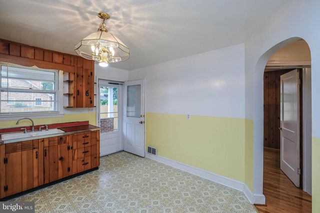 419 VAN FOSSEN ST, Winchester, VA 22601