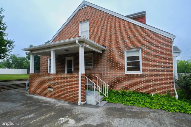 419 VAN FOSSEN ST, Winchester, VA 22601