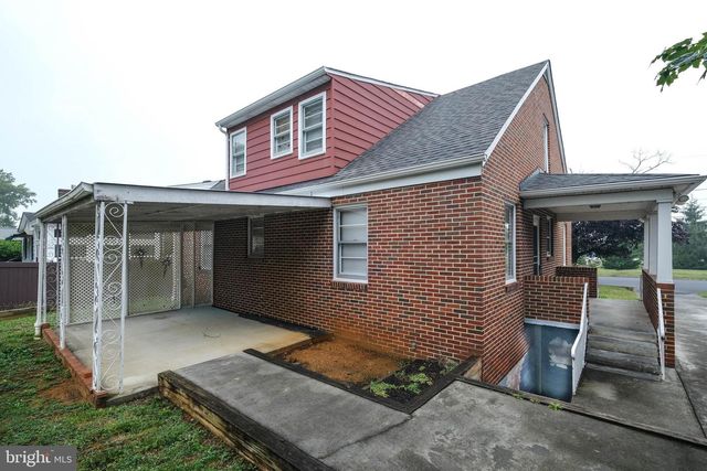 419 VAN FOSSEN ST, Winchester, VA 22601