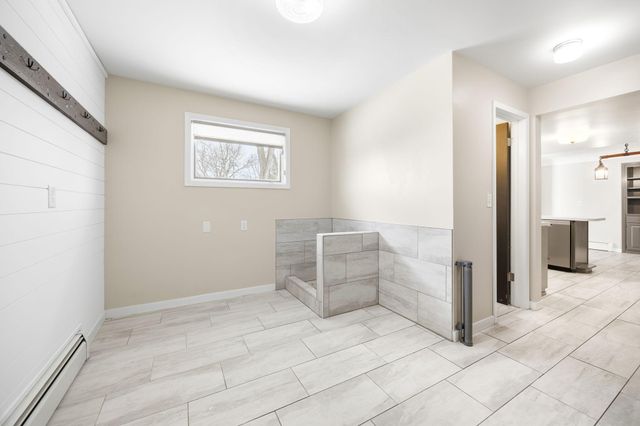 756 Maple Street NE, Hutchinson, MN 55350