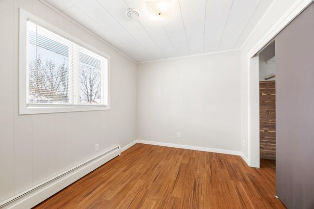 756 Maple Street NE, Hutchinson, MN 55350