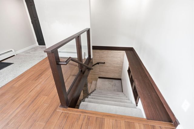 756 Maple Street NE, Hutchinson, MN 55350