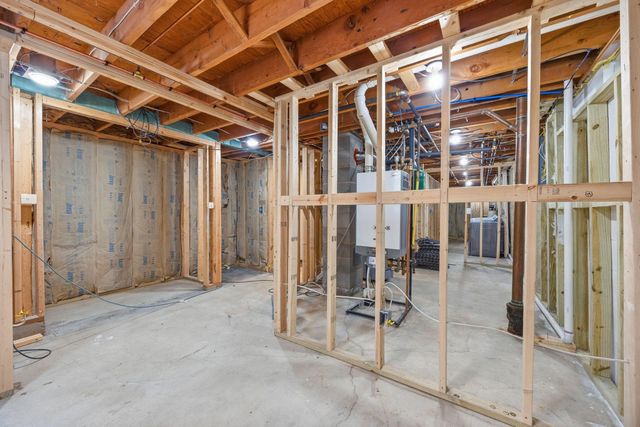 756 Maple Street NE, Hutchinson, MN 55350