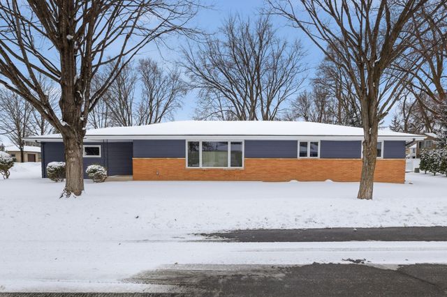 756 Maple Street NE, Hutchinson, MN 55350