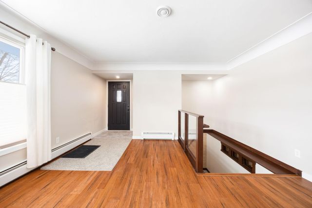 756 Maple Street NE, Hutchinson, MN 55350