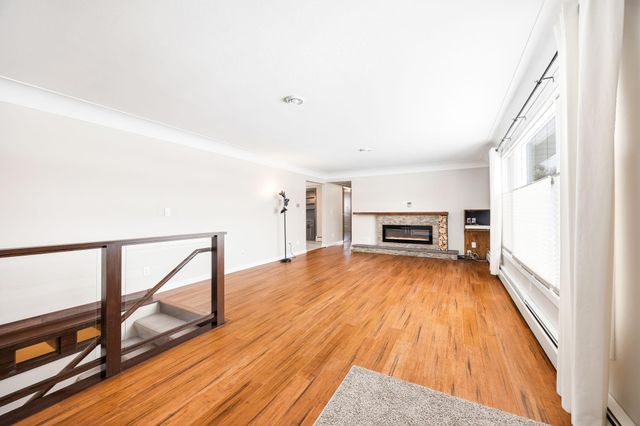 756 Maple Street NE, Hutchinson, MN 55350