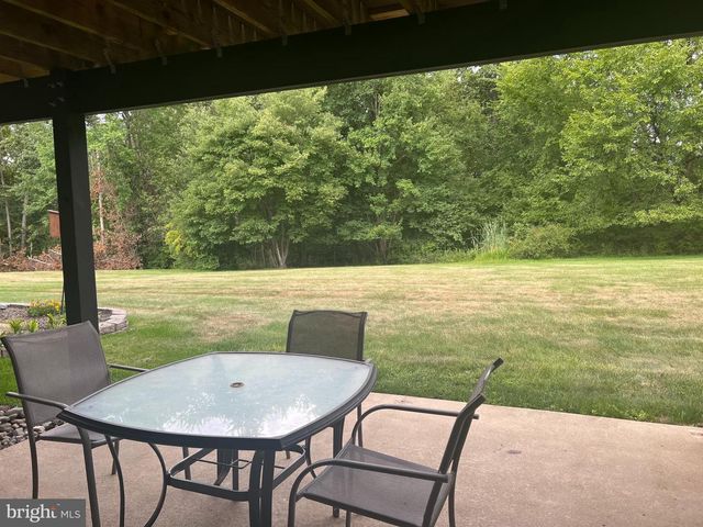 148 GALWAY CIR, Chalfont, PA 18914