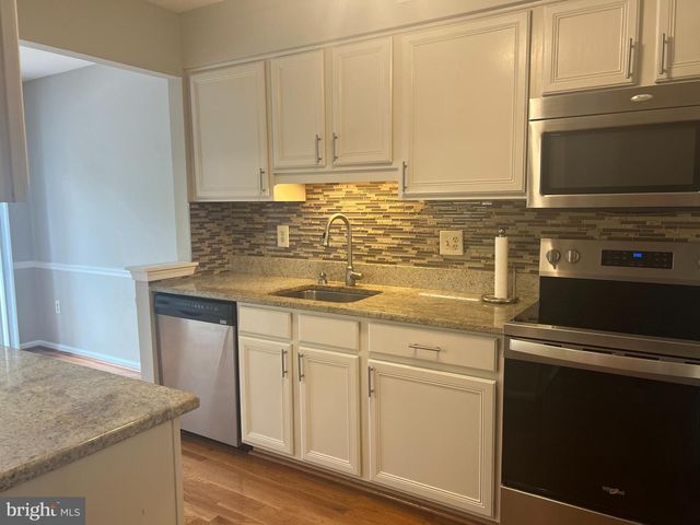 148 GALWAY CIR, Chalfont, PA 18914